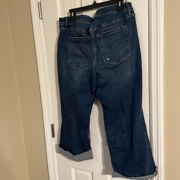 Lane Bryant Size 18 Flex Magic Waistband Signature Fit Midrise Cropped Flare - Picture 3 of 6